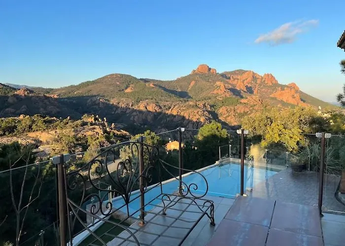 La Cousinade De L'esterel *