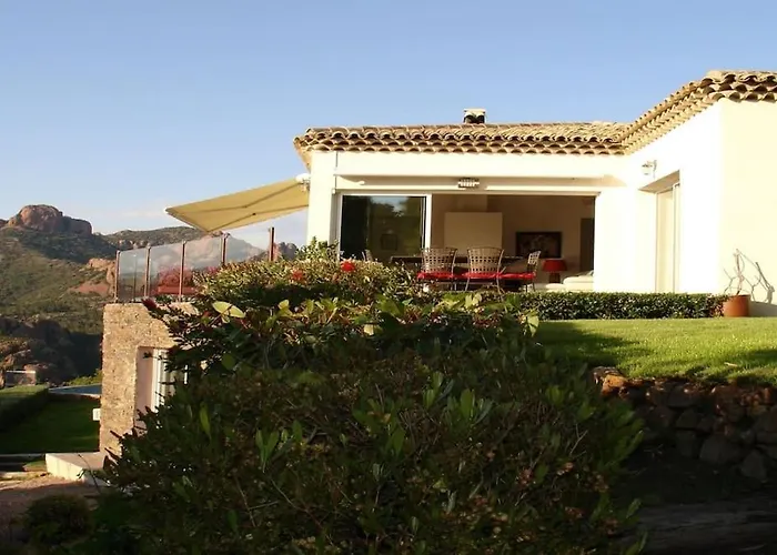 La Cousinade De L'esterel