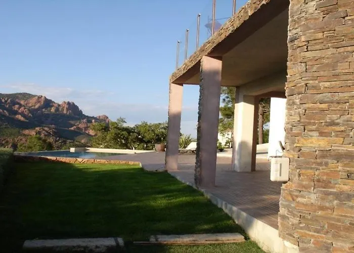 La Cousinade De L'esterel